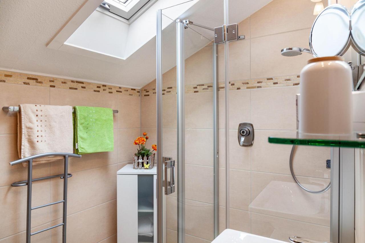 Aurikel Apartment การ์มิช-พาร์เทนเคียร์เชน ภายนอก รูปภาพ